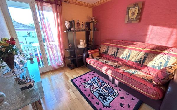 Maison à vendre    6 pièces •  Voisins-le-Bretonneux