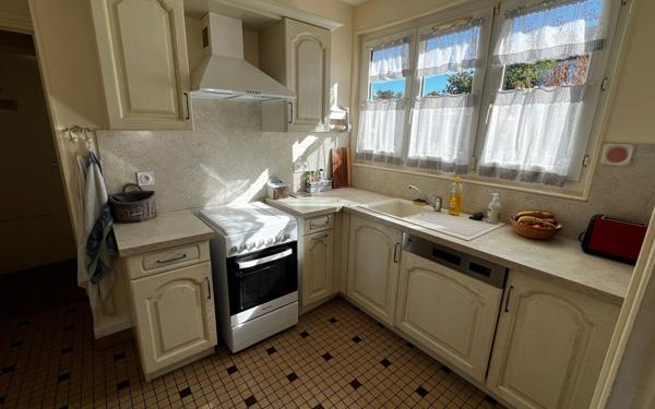 Maison à vendre    2 pièces • 52 m2 Thiron-Gardais