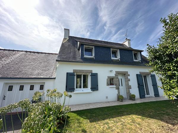 FOUESNANT, jolie maison de 4 chambres, bourg à pieds !