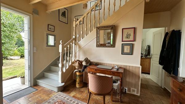 FOUESNANT, jolie maison de 4 chambres, bourg à pieds !