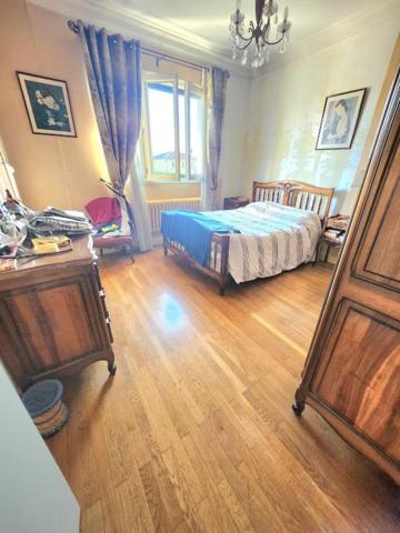 MAISON MIONS SUR PARCELLE PLATE DE 953m2