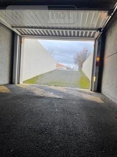 Garage - Parking à vendre à Aytré en Charente-Maritime (17440), ref : 17112-363