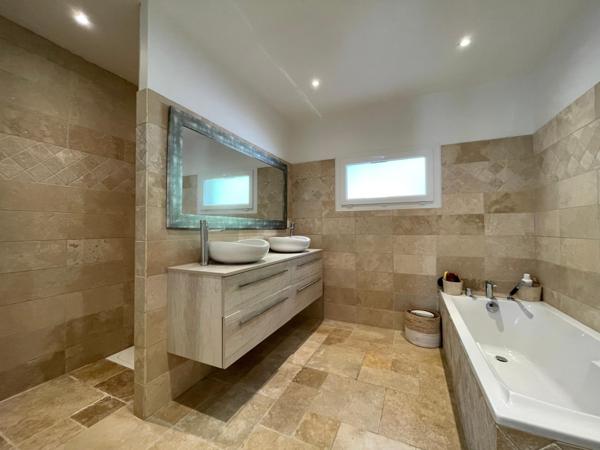 Maison plain pied avec vue panoramique