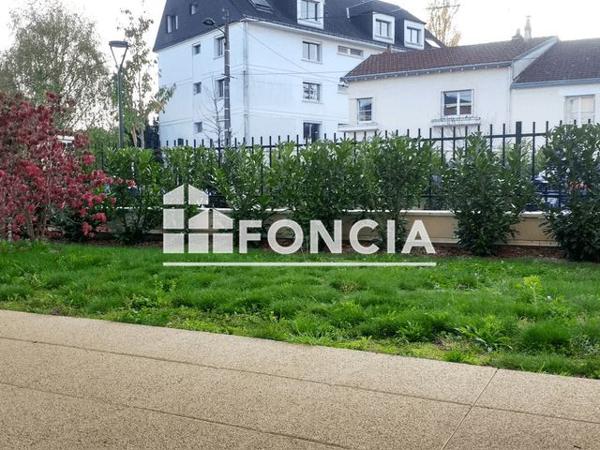 Location Appartement 2 pièces 48.49 m² - RESIDENCE CASTEL ST CYR St Cyr Sur Loire 37540