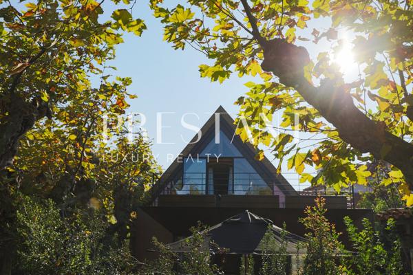 LA CHAPELLE KOSKENIA – au coeur du village – Loft magique et atypique pour deux personnes, GUETHARY