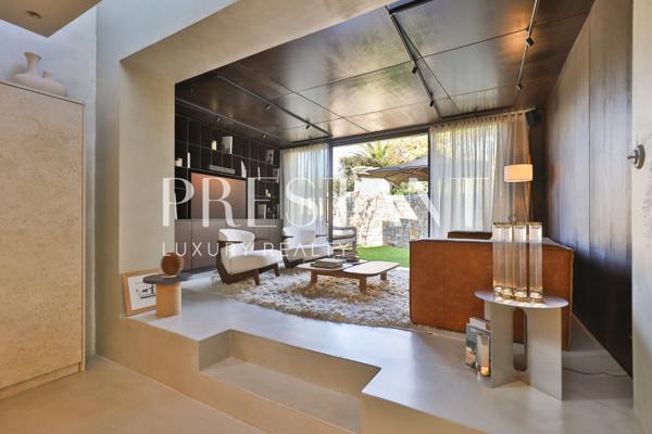 LA CHAPELLE KOSKENIA – au coeur du village – Loft magique et atypique pour deux personnes, GUETHARY