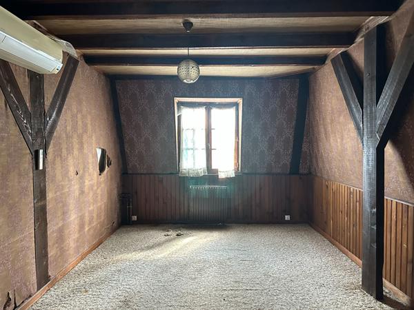 Maison à rénover 5 chambres centre ville de Doué la Fontaine