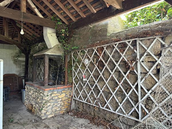 Maison à rénover 5 chambres centre ville de Doué la Fontaine