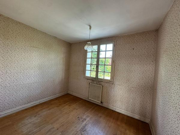 Maison à rénover 5 chambres centre ville de Doué la Fontaine