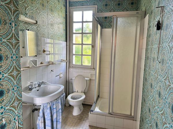 Maison à rénover 5 chambres centre ville de Doué la Fontaine