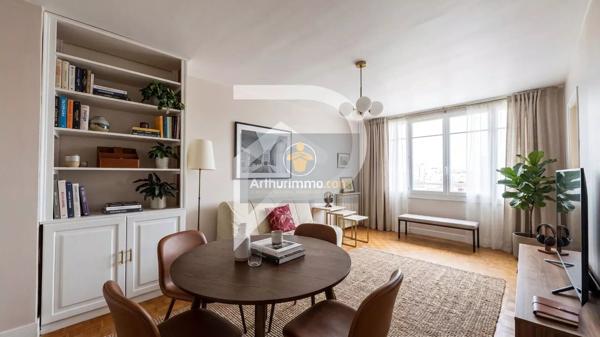 Vente                                                      Appartement
                        
                     3 pièces                      60 m2                     à Bougival