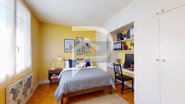 Vente                                                      Appartement
                        
                     3 pièces                      60 m2                     à Bougival