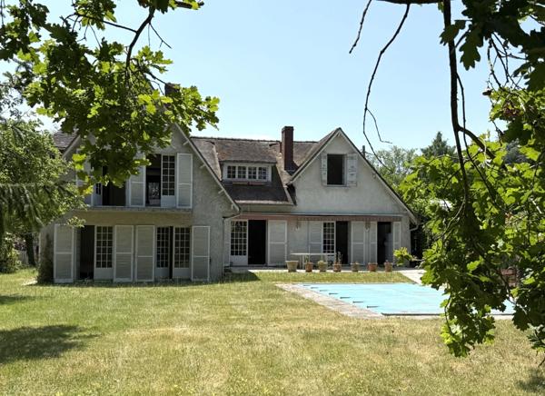 Orléans limite Olivet, proche bord Loiret , à vendre maison avec jardin