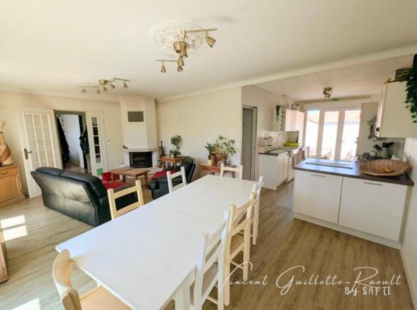 Maison familiale 6 pièces avec 5 chambres sur terrain de 480 m².