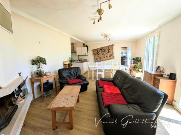 Maison familiale 6 pièces avec 5 chambres sur terrain de 480 m².