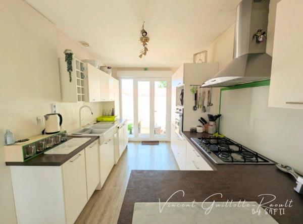 Maison familiale 6 pièces avec 5 chambres sur terrain de 480 m².