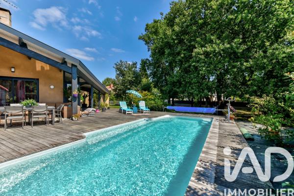 Maison à vendre 7 pièces 218 m² Tournefeuille