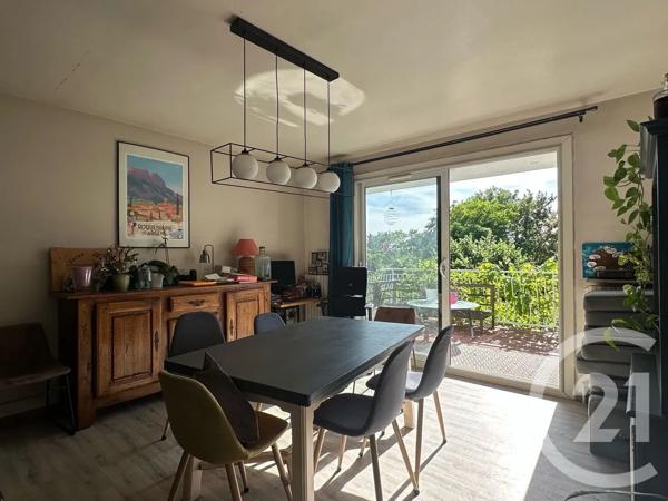 Maison à vendre  6 pièces - 150,40 m 2   COULOMMIERS  - 77