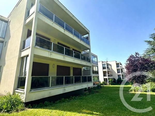 Appartement F5 à vendre  5 pièces - 108 m 2   FRENEUSE  - 78