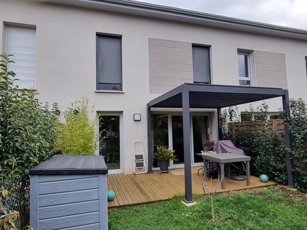Appartement duplex Trevoux 3 pièces 64 m2 avec jardin et parking