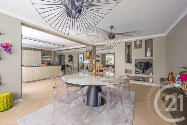 Maison à vendre  7 pièces - 300 m 2   COMBS LA VILLE  - 77