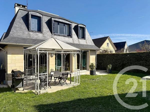 Maison à vendre  7 pièces - 300 m 2   COMBS LA VILLE  - 77