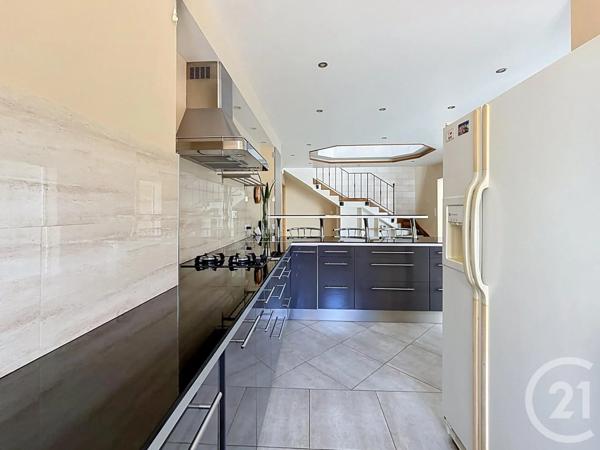 Maison à vendre  7 pièces - 300 m 2   COMBS LA VILLE  - 77