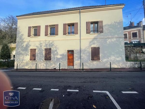 Appartement à louer 2 pièces 46.3m² Corbeil-Essonnes (91100)