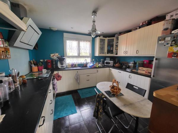 TRES BELLE MAISON FAMILIALE - 147 m²- PLOUAY ET COMMUNE ENVIRONNANTE