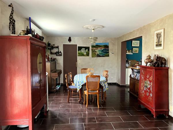TRES BELLE MAISON FAMILIALE - 147 m²- PLOUAY ET COMMUNE ENVIRONNANTE