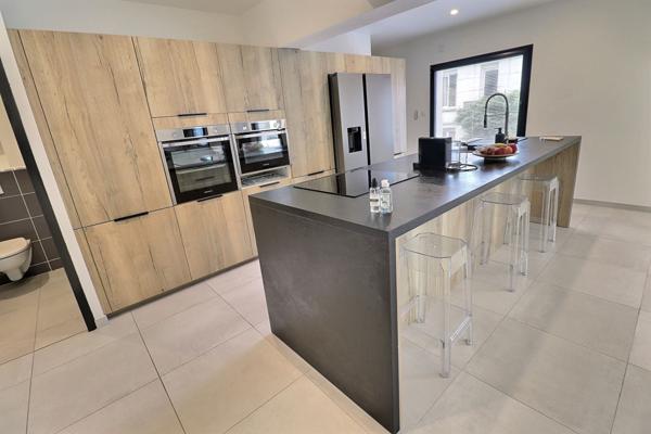 Brest (29200) A VENDRE BREST SAINT-MARTIN APPARTEMENT STYLE LOFT BELLES PRESTATIONS