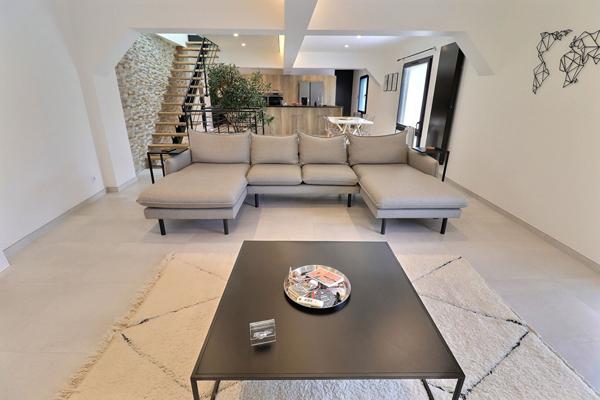 Brest (29200) A VENDRE BREST SAINT-MARTIN APPARTEMENT STYLE LOFT BELLES PRESTATIONS