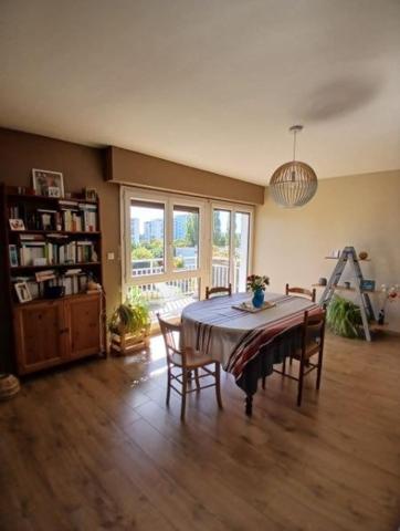 JOLI APPARTEMENT PROCHE DU PARC DU BOURRAN