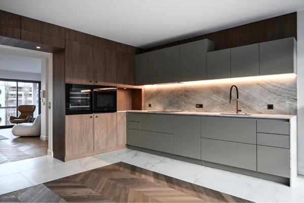 Annecy, quartier Albigny proche lac, dernier étage, appartement T5 entièrement rénové