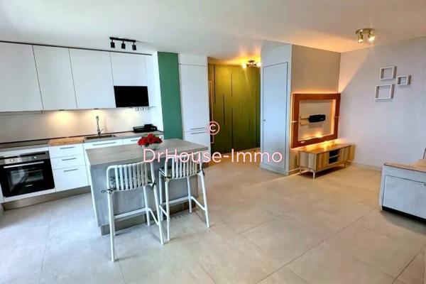 Appartement à louer 3 pièces de 61 m²