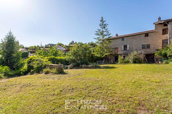 Maison en pierres à réhabiliter à Saint Fortunat