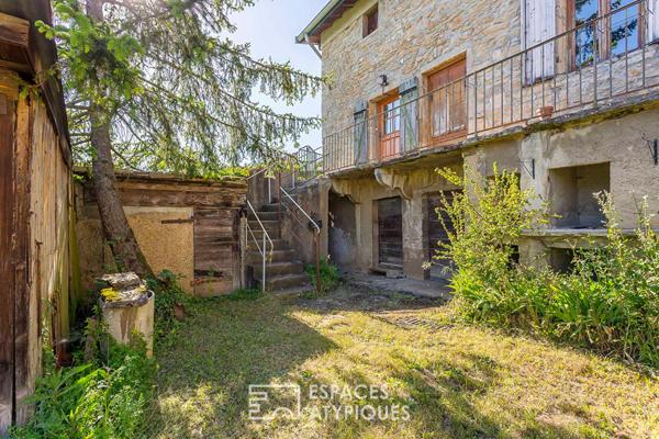 Maison en pierres à réhabiliter à Saint Fortunat