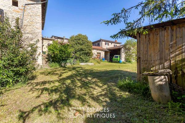 Maison en pierres à réhabiliter à Saint Fortunat