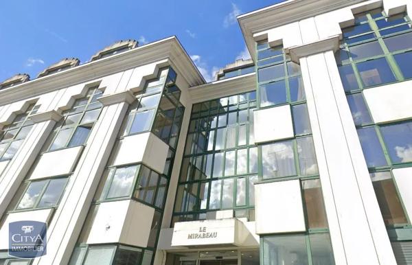 Local commercial à louer 267m² Orléans (45100)