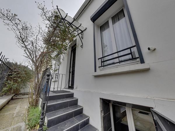 Maison Nogent Sur Marne dans une rue calme et pavillonaire.