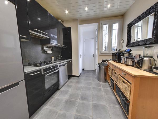 Maison Nogent Sur Marne dans une rue calme et pavillonaire.