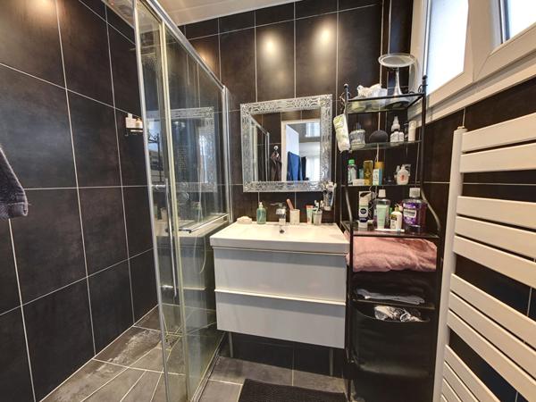 Maison Nogent Sur Marne dans une rue calme et pavillonaire.