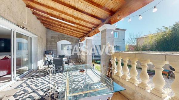 Vente Maison 10 pièces de 231m² - 84300 Taillades