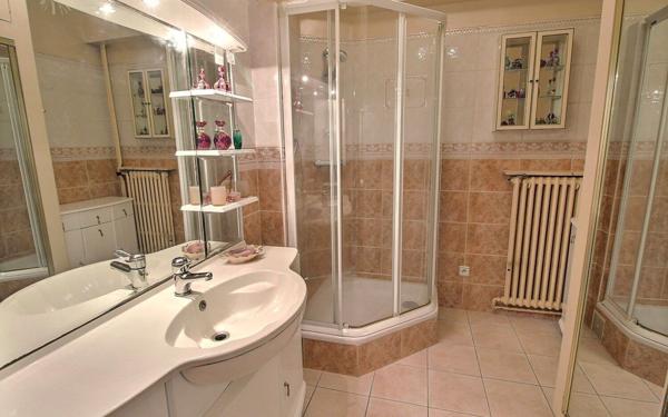 Appartement à vendre    4 pièces • 103,19 m2 Vincennes