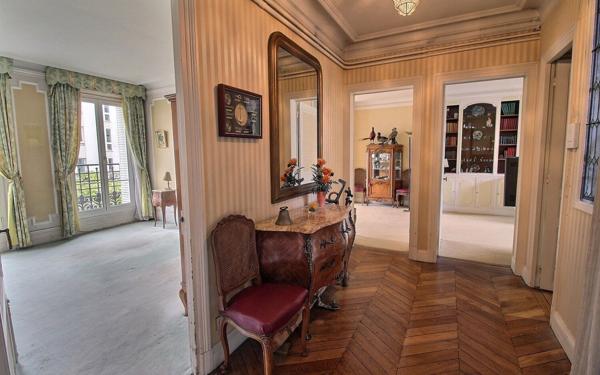 Appartement à vendre    4 pièces • 103,19 m2 Vincennes