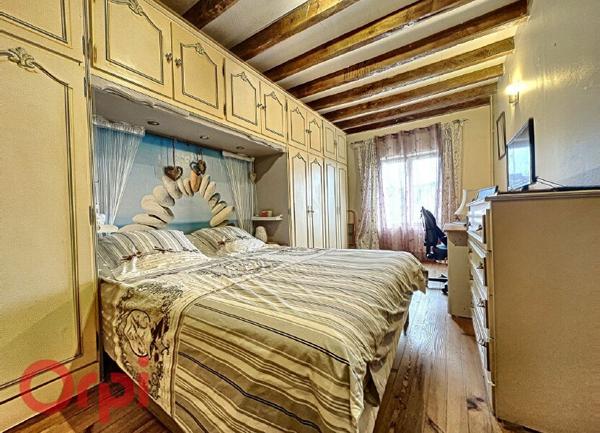 Maison à vendre    4 pièces •  La Petite-Marche