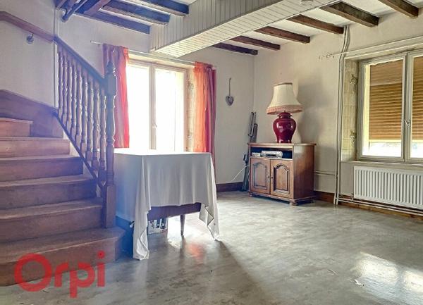 Maison à vendre    4 pièces •  La Petite-Marche