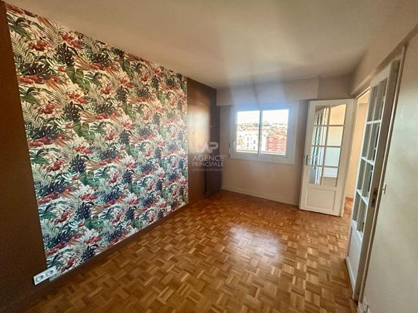 Appartement Poissy 2 pièce(s) 41m2 €220 000 ** - Référence 9096