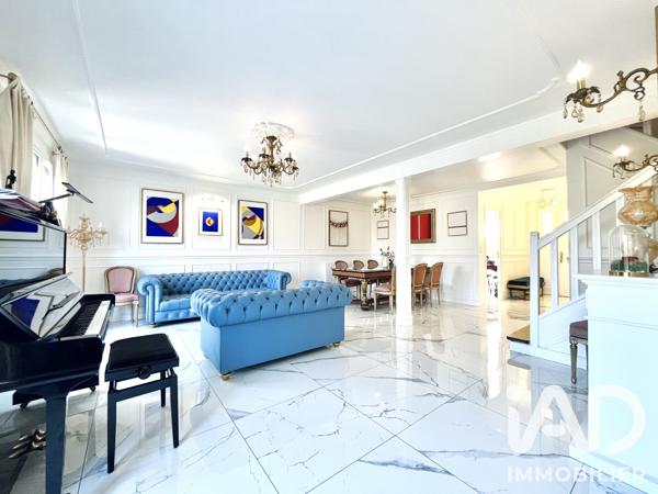 Maison à vendre 8 pièces 177 m² Saint-Germain-en-Laye