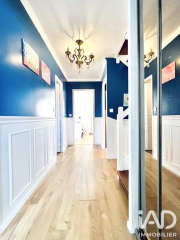 Maison à vendre 8 pièces 177 m² Saint-Germain-en-Laye
